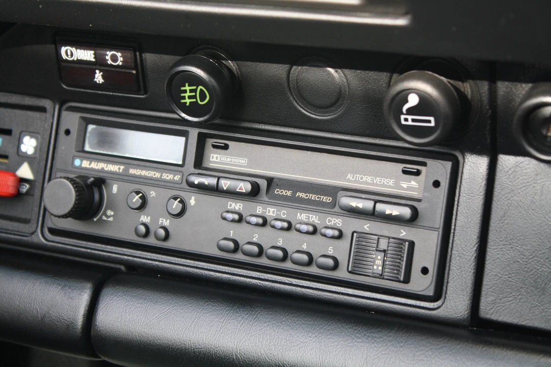 1988 Porsche 911 Carrera 3.2 - Image 15 of 31