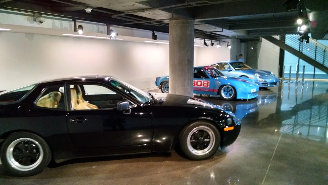 1986 Porsche 944 Turbo - Image 9 of 31