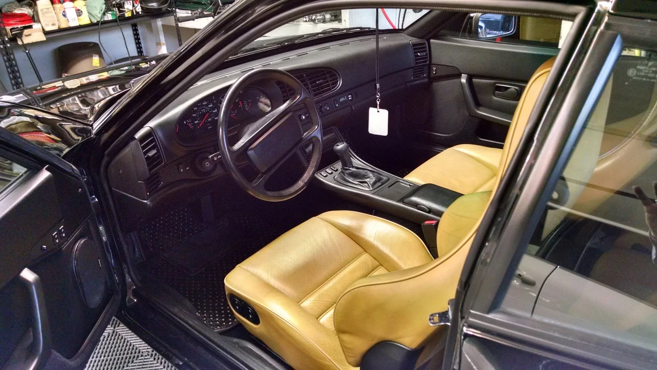 1986 Porsche 944 Turbo - Image 28 of 31