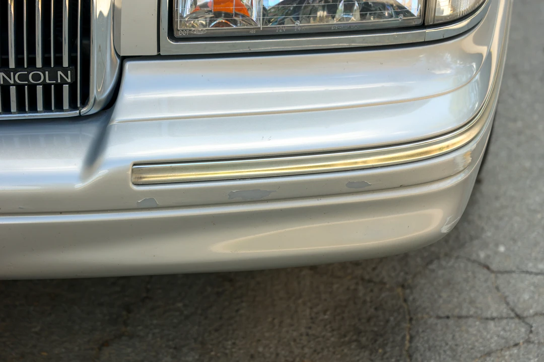 1996 Lincoln Town Car - Image 29 of 31