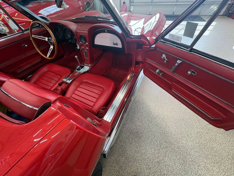 1966 Chevrolet Corvette C2 - Image 9 of 13