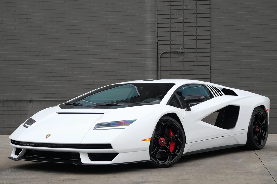 2022 Lamborghini Countach LPI 800-4 - Image 3 of 31