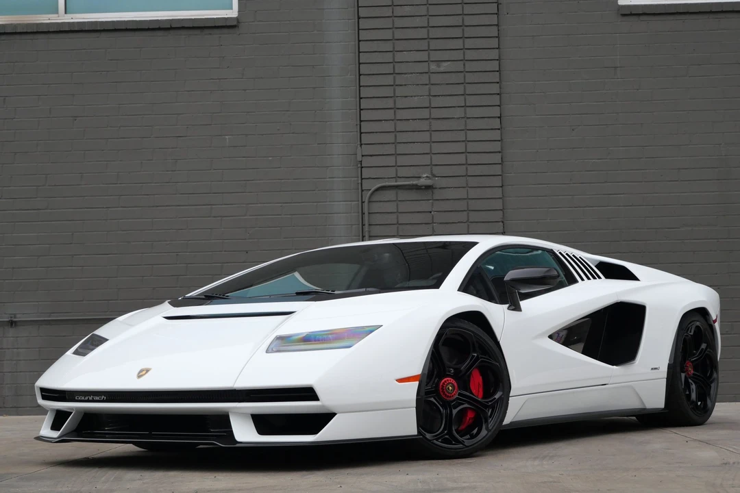 2022 Lamborghini Countach LPI 800-4 - Image 2 of 31