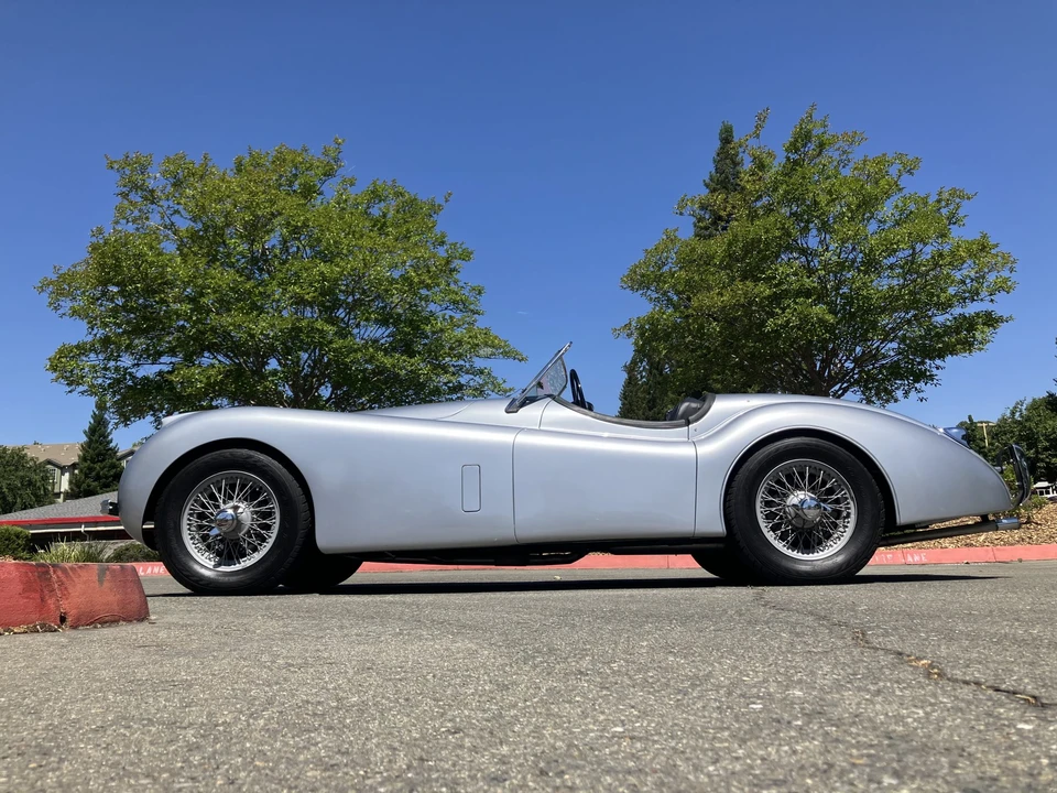1953 Jaguar XK120 OTS Roadster - Image 9 of 31