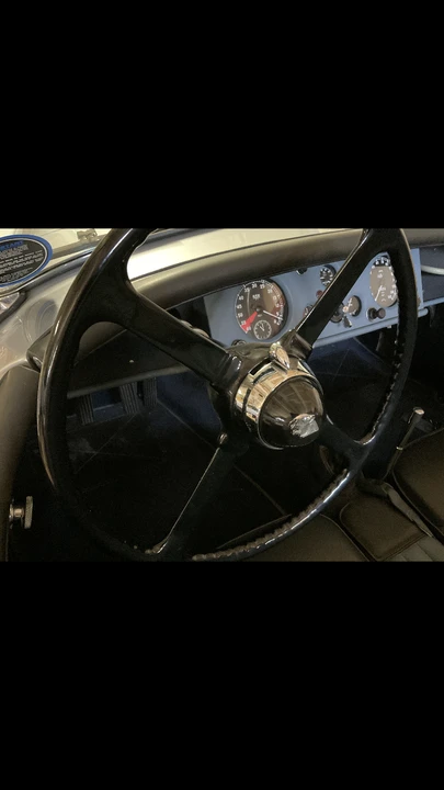 1953 Jaguar XK120 OTS Roadster - Image 24 of 31