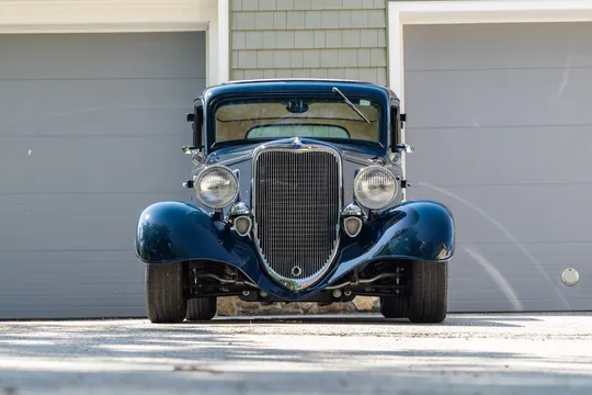 1933 Ford Model 18 & 40 - Image 3 of 31
