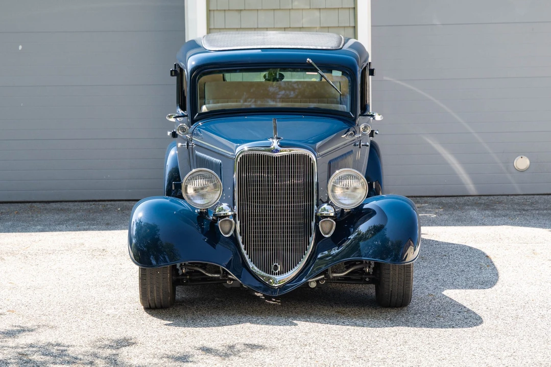 1933 Ford Model 18 & 40 - Image 2 of 31