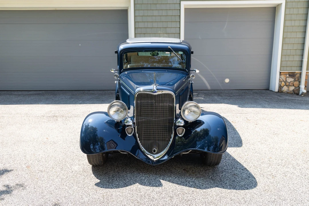 1933 Ford Model 18 & 40 - Image 5 of 31