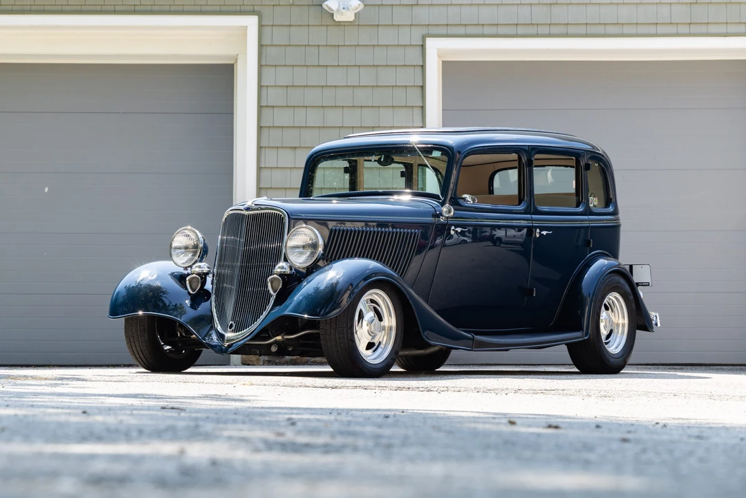 1933 Ford Model 18 & 40 - Image 7 of 31
