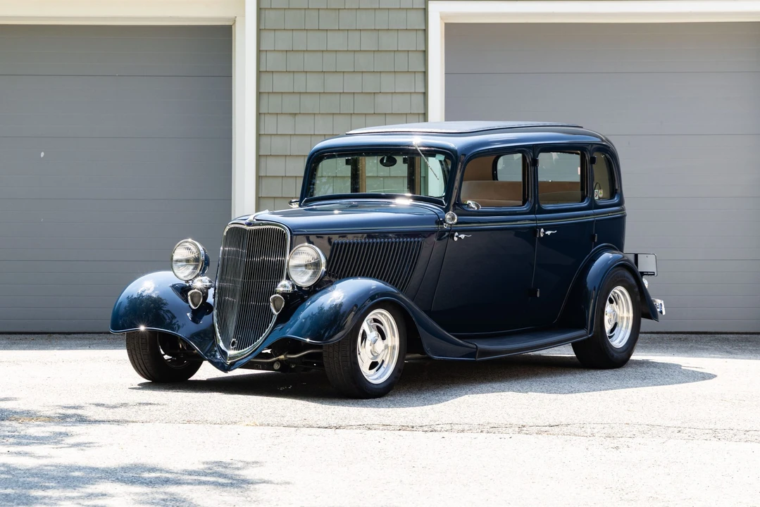 1933 Ford Model 18 & 40 - Image 8 of 31