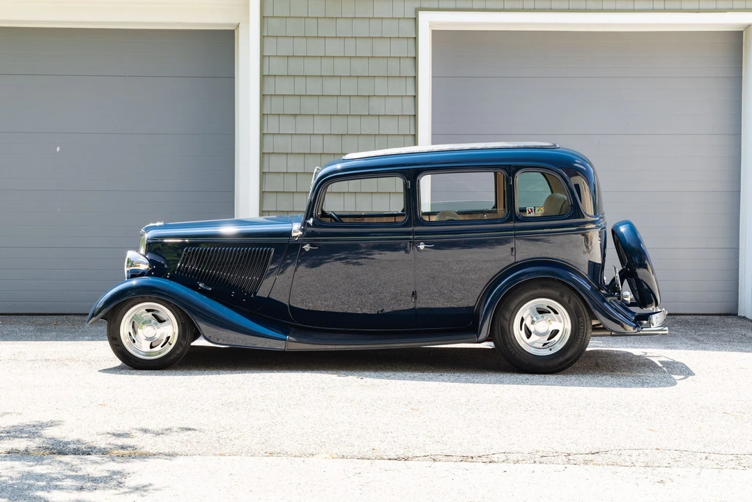 1933 Ford Model 18 & 40 - Image 9 of 31