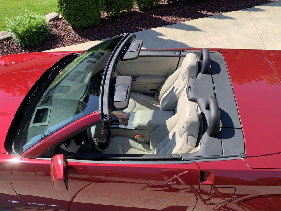 2006 Cadillac XLR-V - Image 31 of 31