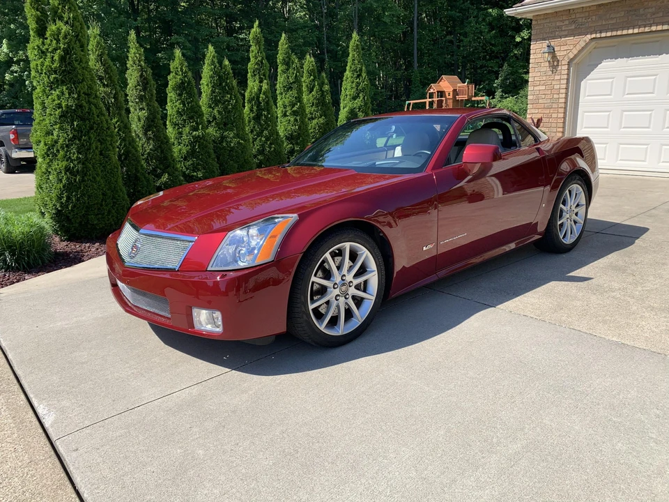 2006 Cadillac XLR-V - Image 16 of 31