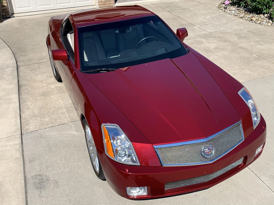 2006 Cadillac XLR-V - Image 20 of 31