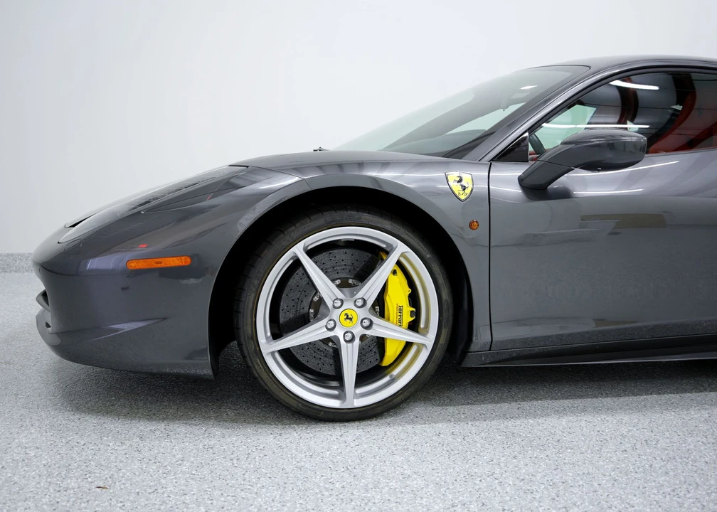 2012 Ferrari 458 Italia - Image 29 of 31