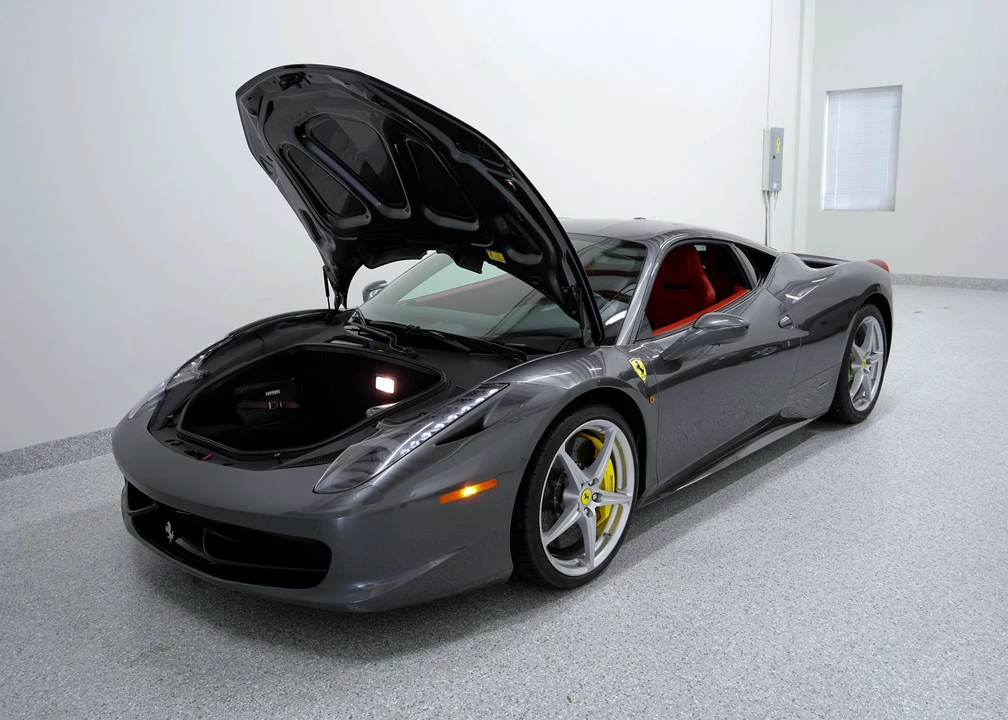 2012 Ferrari 458 Italia - Image 28 of 31