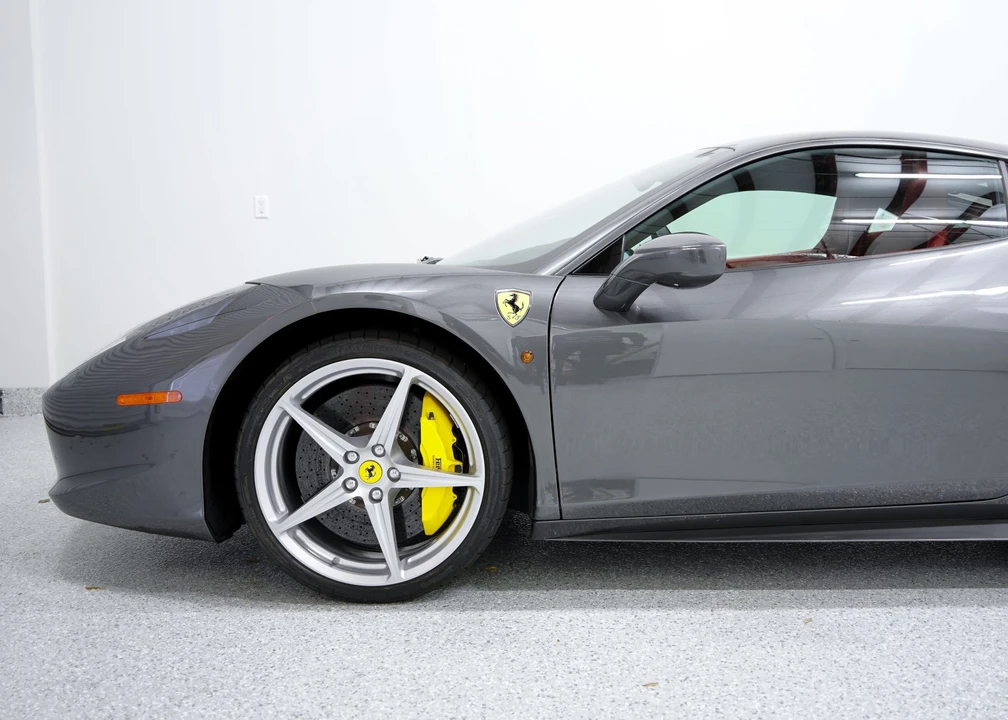 2012 Ferrari 458 Italia - Image 30 of 31