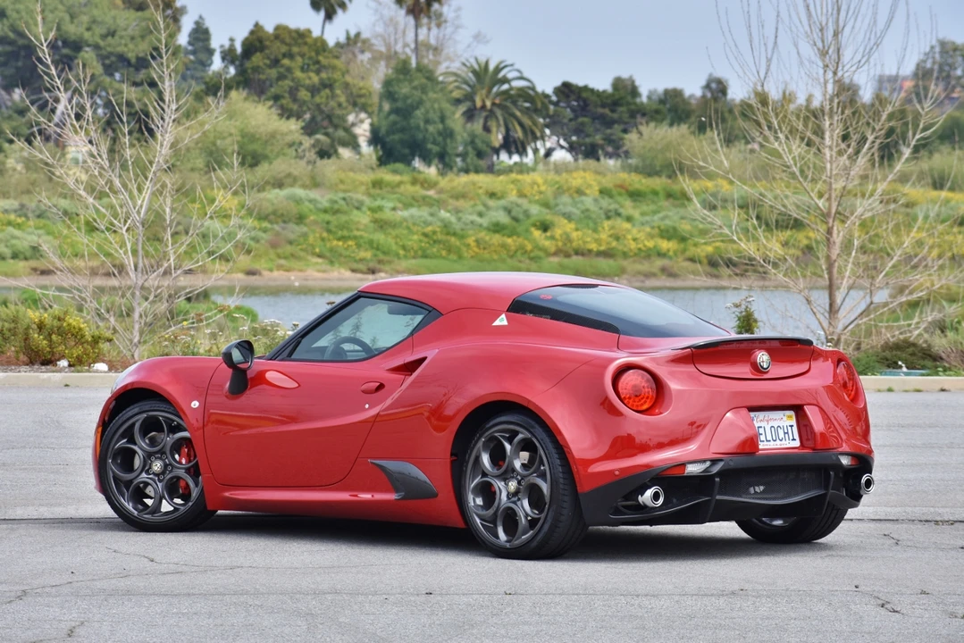 2015 Alfa Romeo 4C Coupe - Image 12 of 31