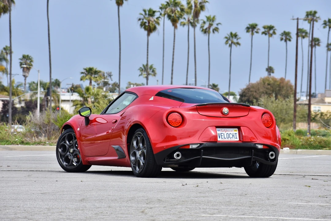 2015 Alfa Romeo 4C Coupe - Image 11 of 31