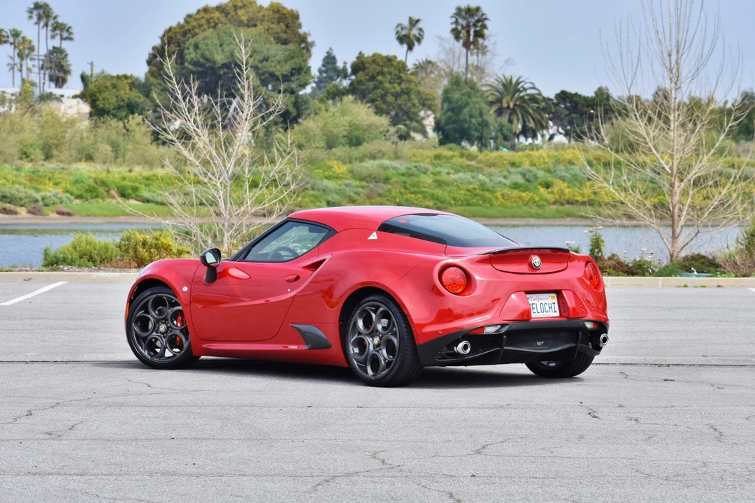 2015 Alfa Romeo 4C Coupe - Image 10 of 31