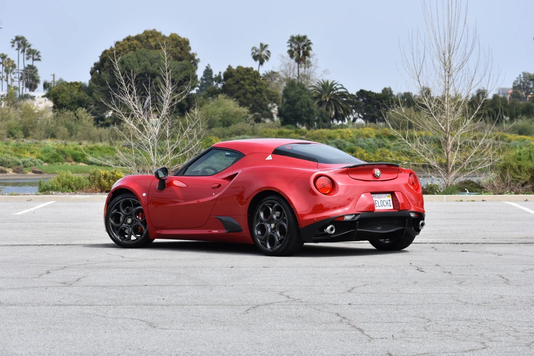 2015 Alfa Romeo 4C Coupe - Image 9 of 31