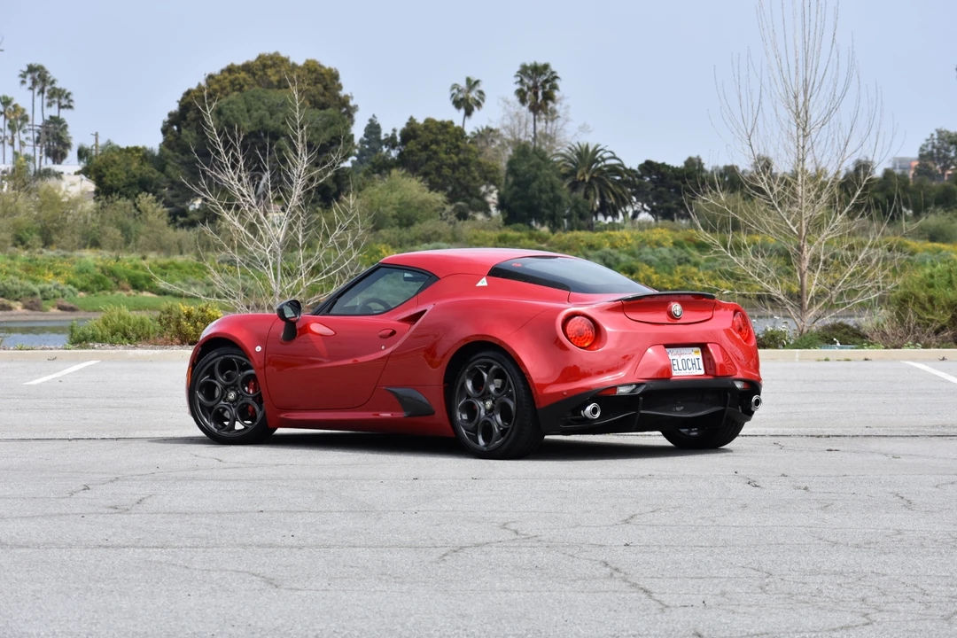 2015 Alfa Romeo 4C Coupe - Image 8 of 31