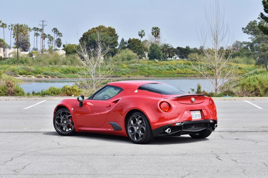 2015 Alfa Romeo 4C Coupe - Image 7 of 31