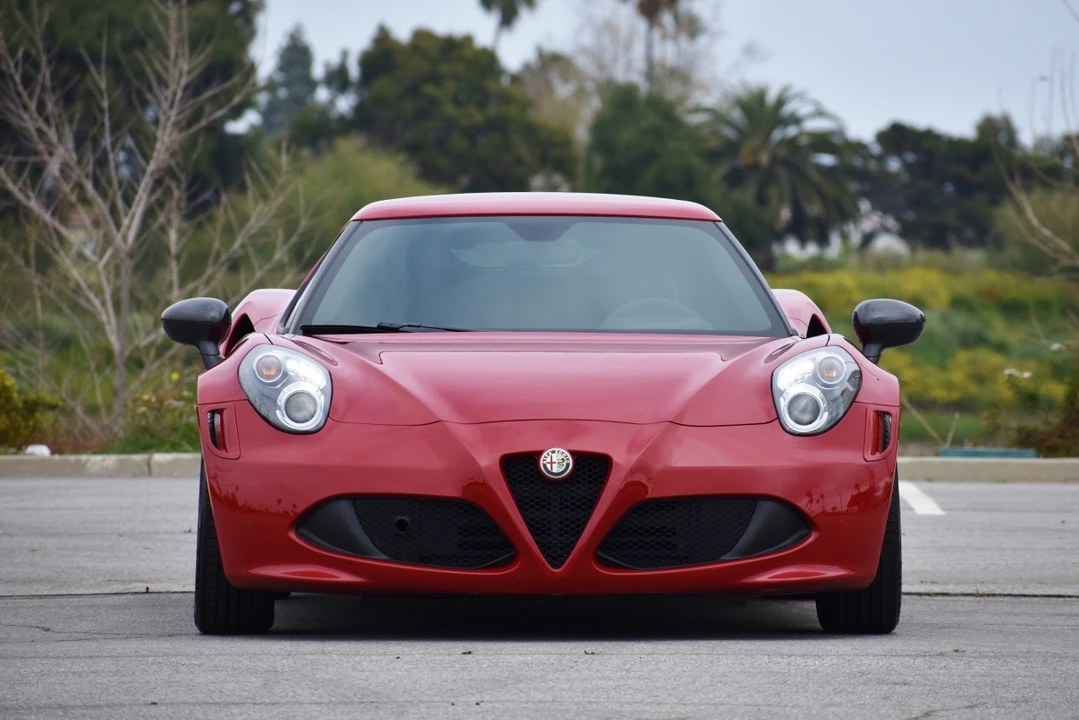 2015 Alfa Romeo 4C Coupe - Image 17 of 31