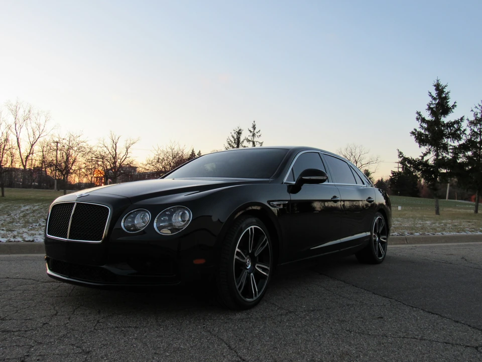 2017 Bentley Continental Flying Spur - Image 14 of 31