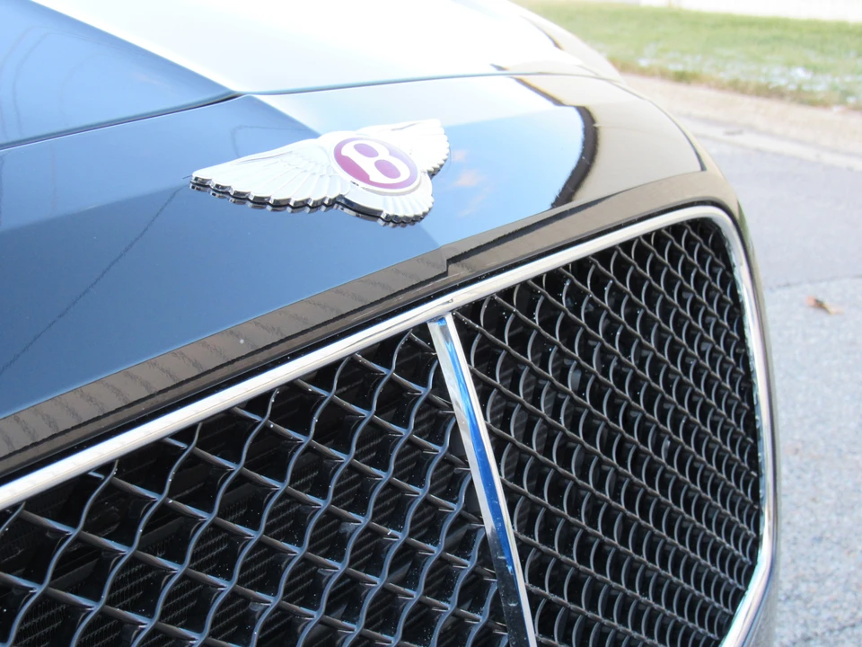 2017 Bentley Continental Flying Spur - Image 22 of 31