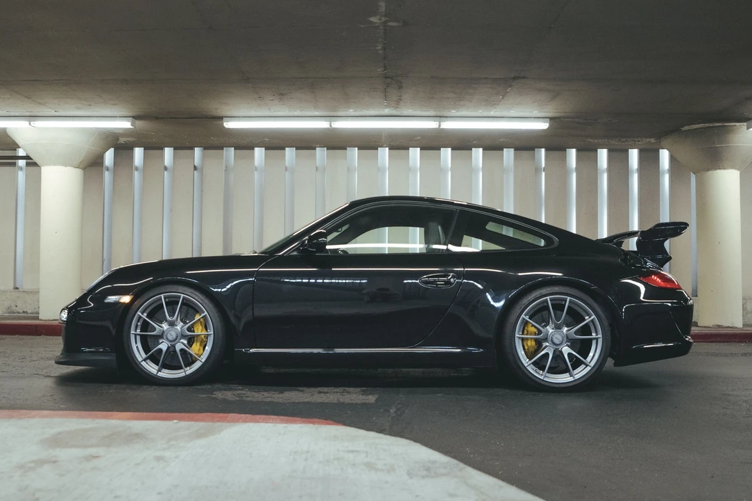 2010 Porsche 997 GT3 - Image 4 of 10