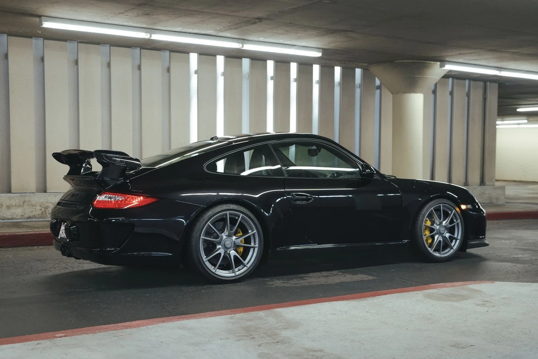 2010 Porsche 997 GT3 - Image 3 of 10