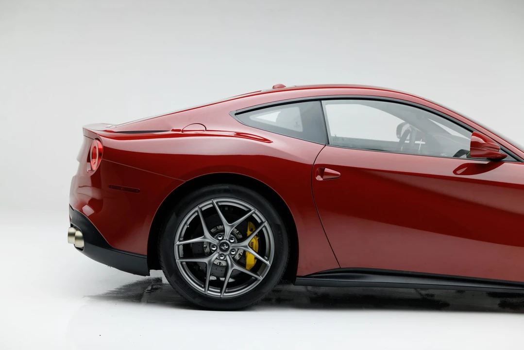 2017 Ferrari F12berlinetta - Image 24 of 31