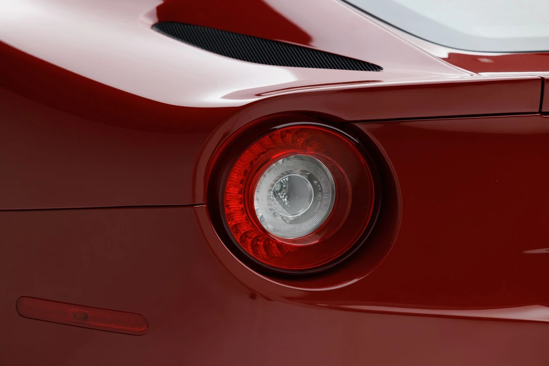 2017 Ferrari F12berlinetta - Image 28 of 31