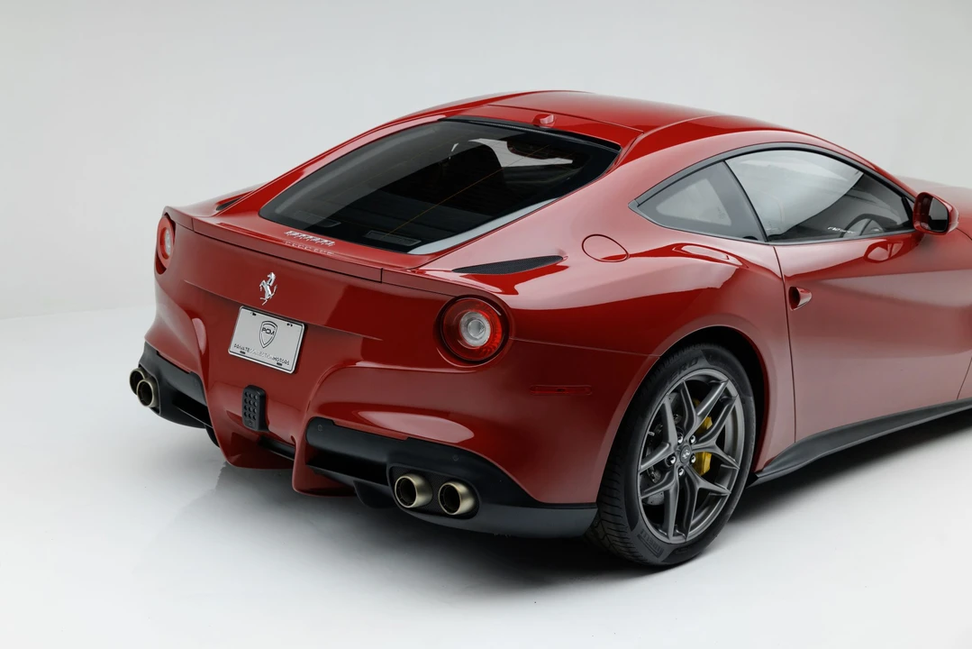 2017 Ferrari F12berlinetta - Image 19 of 31