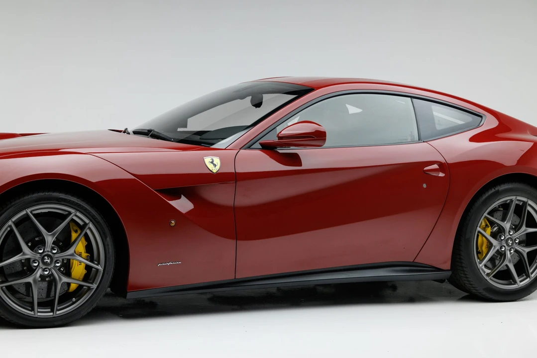 2017 Ferrari F12berlinetta - Image 16 of 31