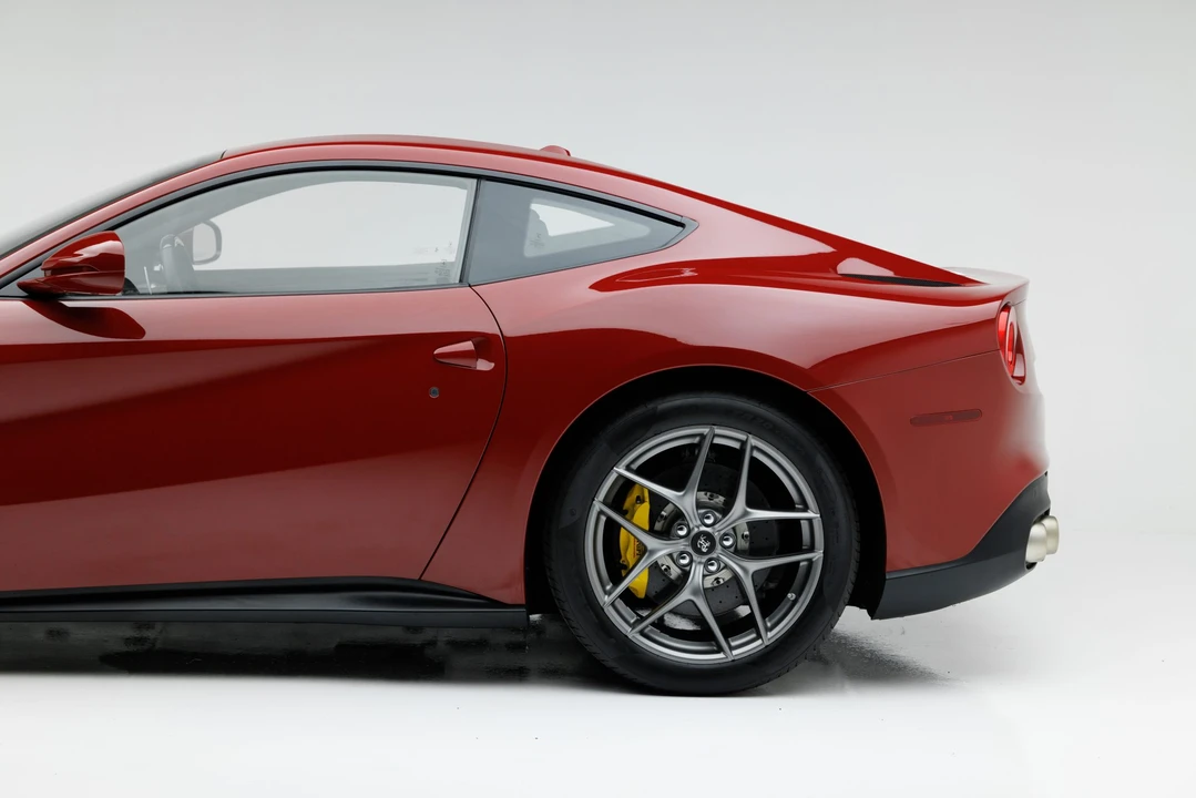 2017 Ferrari F12berlinetta - Image 18 of 31