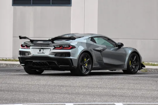 2023 Chevrolet Corvette C8 Z06 - Image 2 of 9