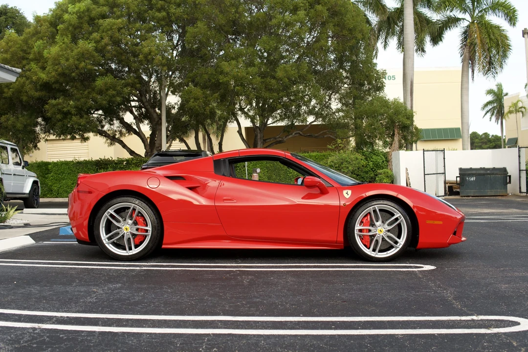 2019 Ferrari 488 Spider - Image 5 of 31