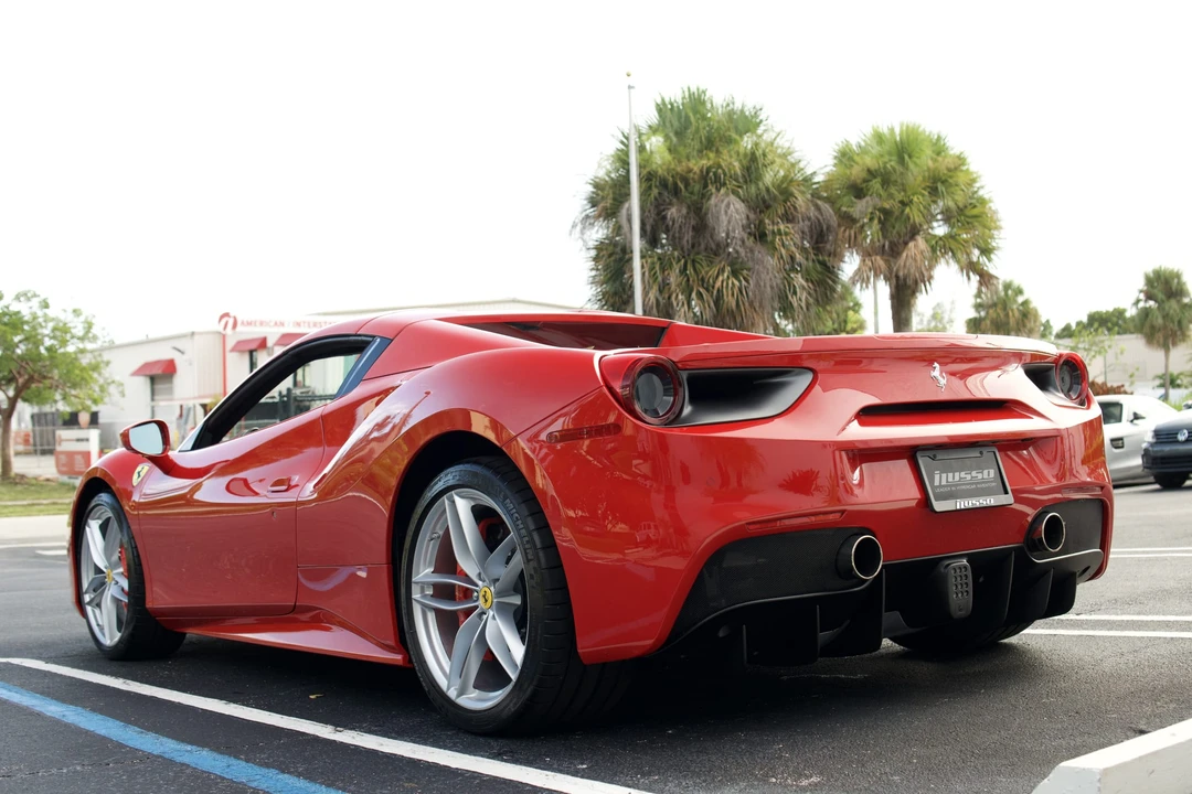 2019 Ferrari 488 Spider - Image 8 of 31