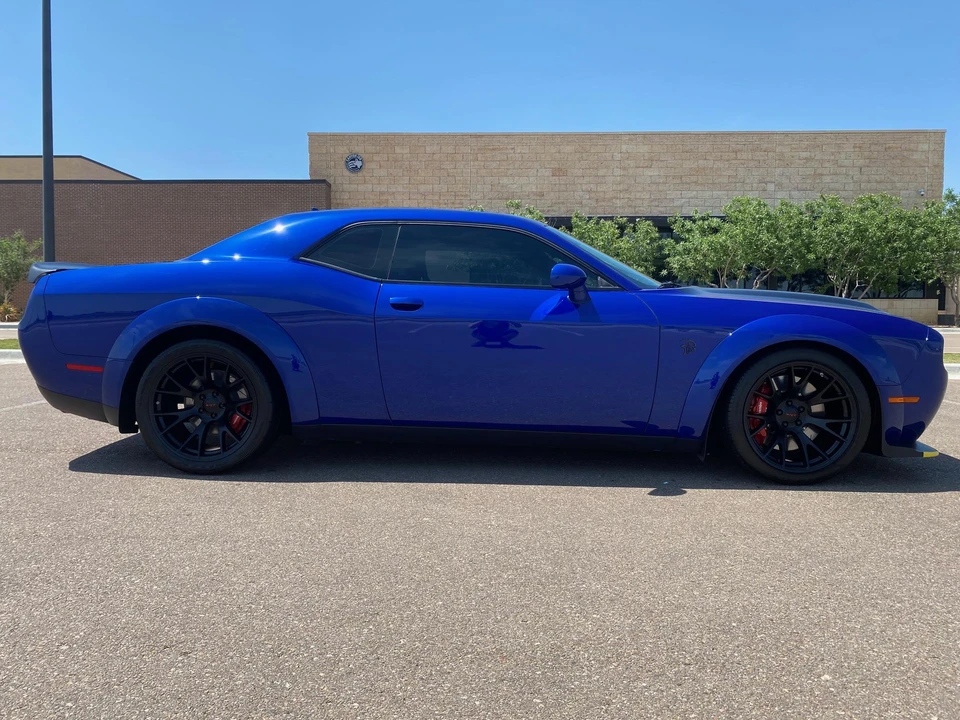 2020 Dodge Challenger SRT Hellcat 3rd Gen - Image 11 of 31