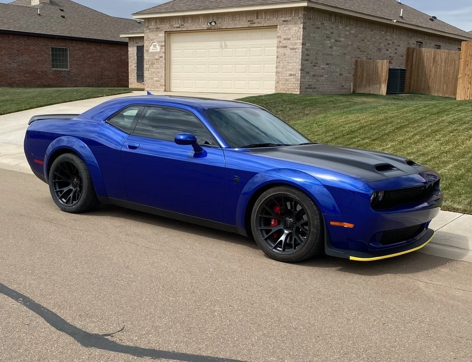 2020 Dodge Challenger SRT Hellcat 3rd Gen - Image 2 of 31