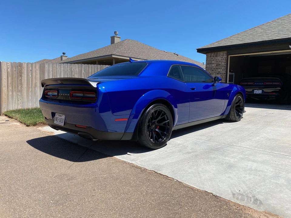 2020 Dodge Challenger SRT Hellcat 3rd Gen - Image 13 of 31