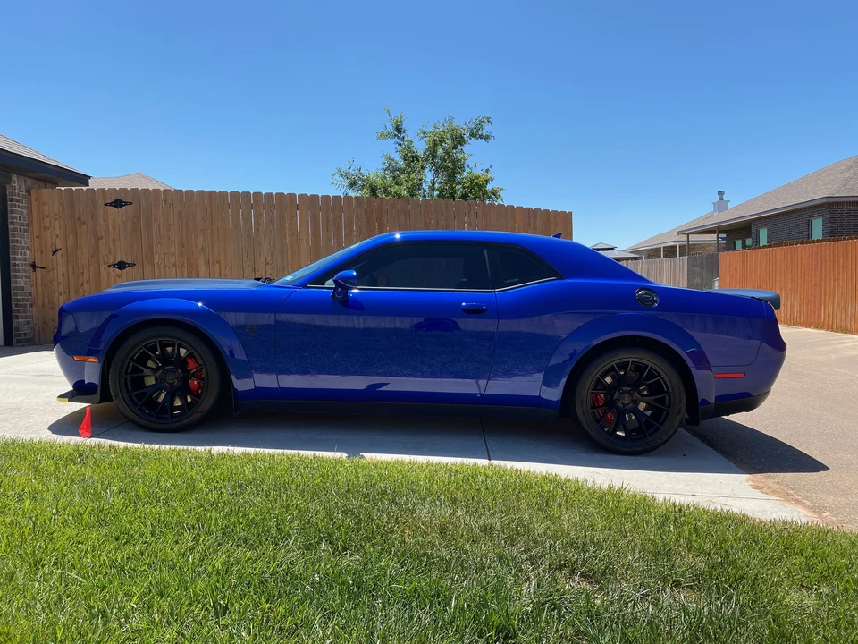 2020 Dodge Challenger SRT Hellcat 3rd Gen - Image 24 of 31
