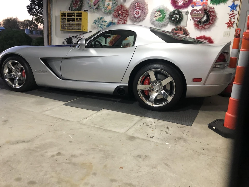 2010 Dodge Viper 4th Gen - Image 21 of 31