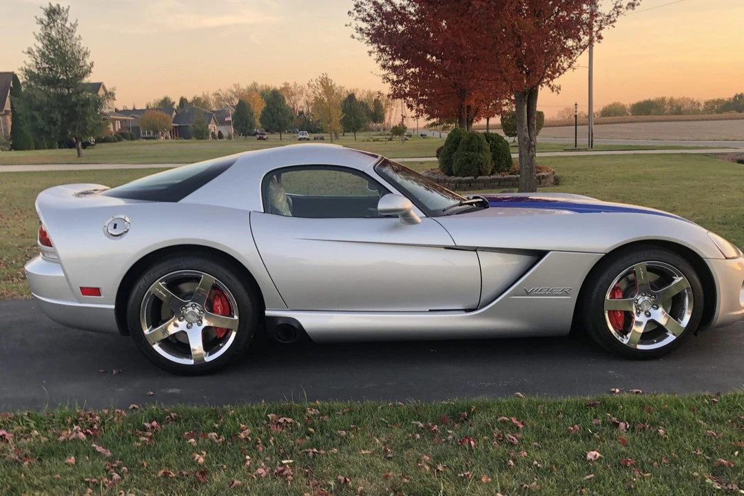 2010 Dodge Viper 4th Gen - Image 6 of 31