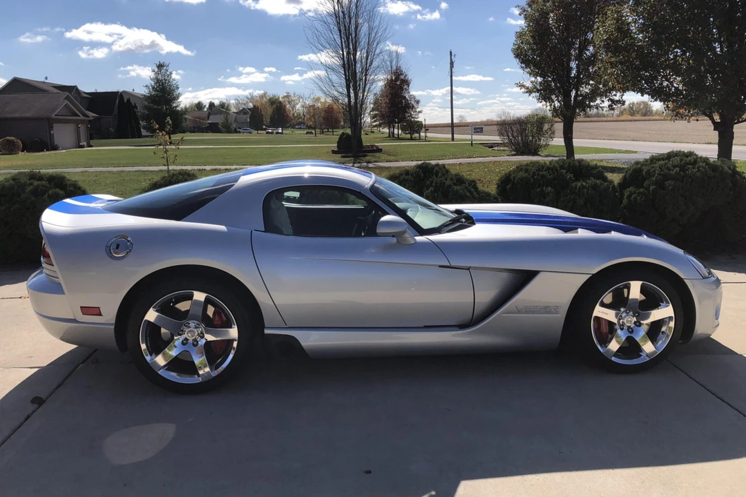 2010 Dodge Viper 4th Gen - Image 17 of 31