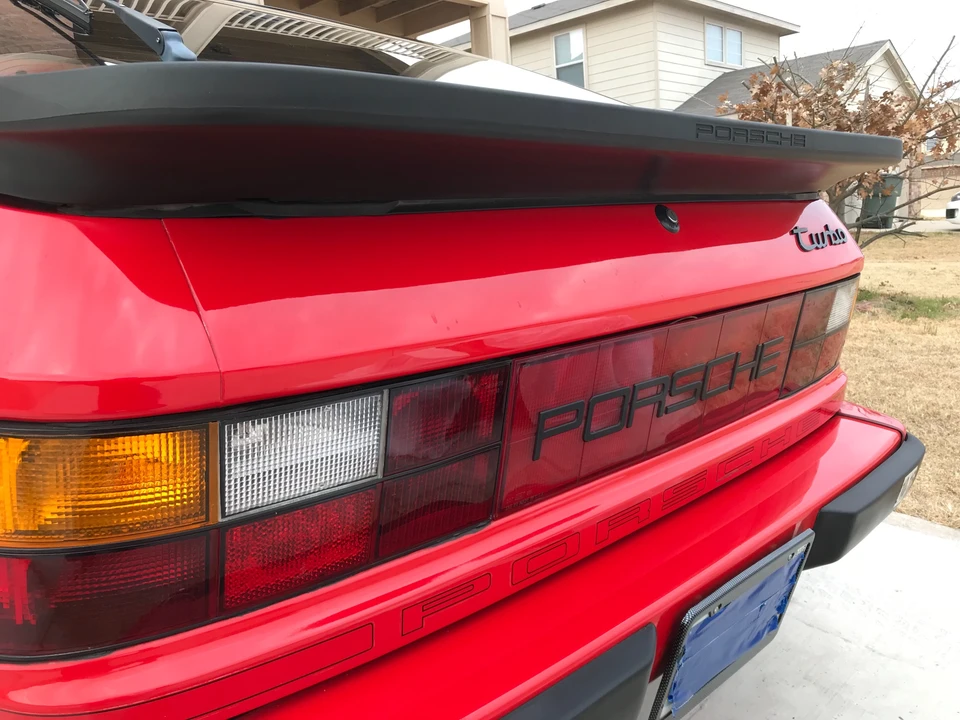 1986 Porsche 944 Turbo - Image 14 of 31