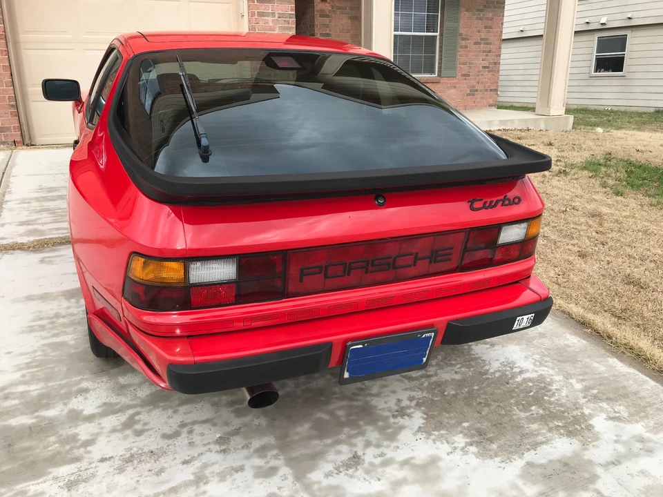 1986 Porsche 944 Turbo - Image 11 of 31