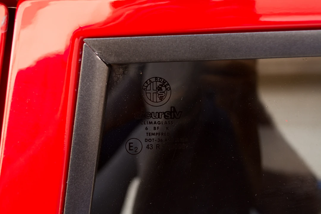 1989 Alfa Romeo 75/Milano - Image 25 of 31
